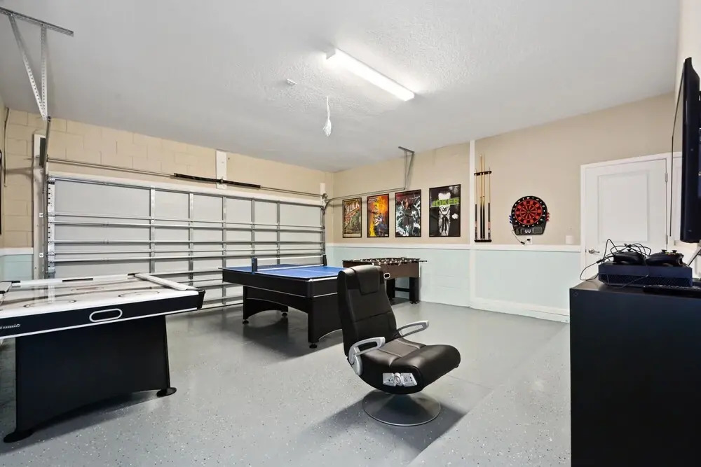5Br 5Bath Pvt Home BBQ Pool 15min Disney 3056ft