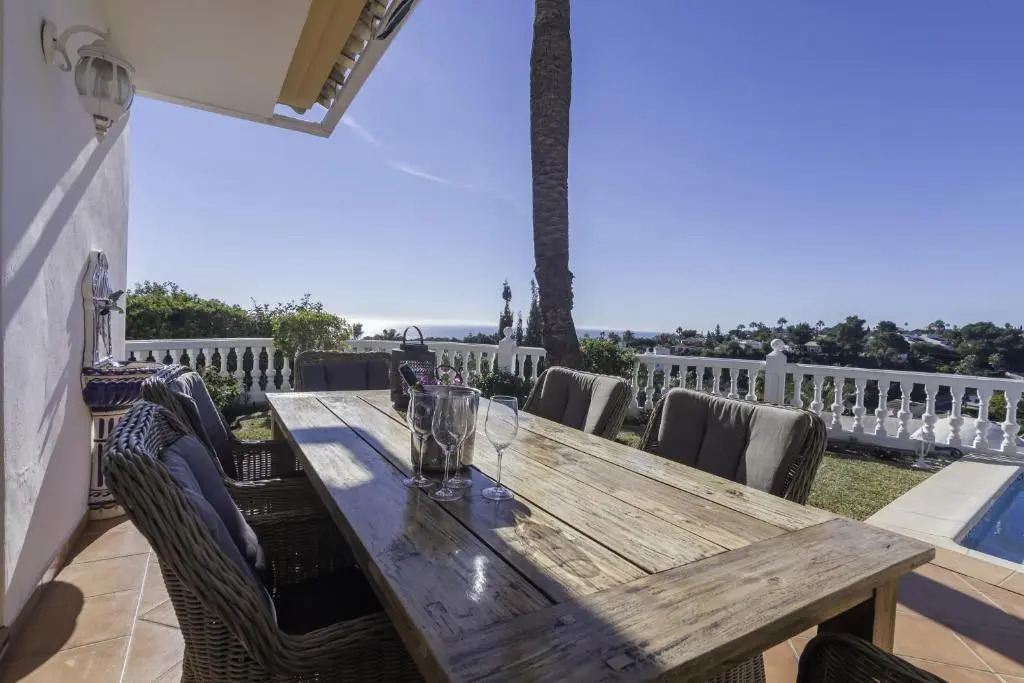 20787 - Spacious Villa