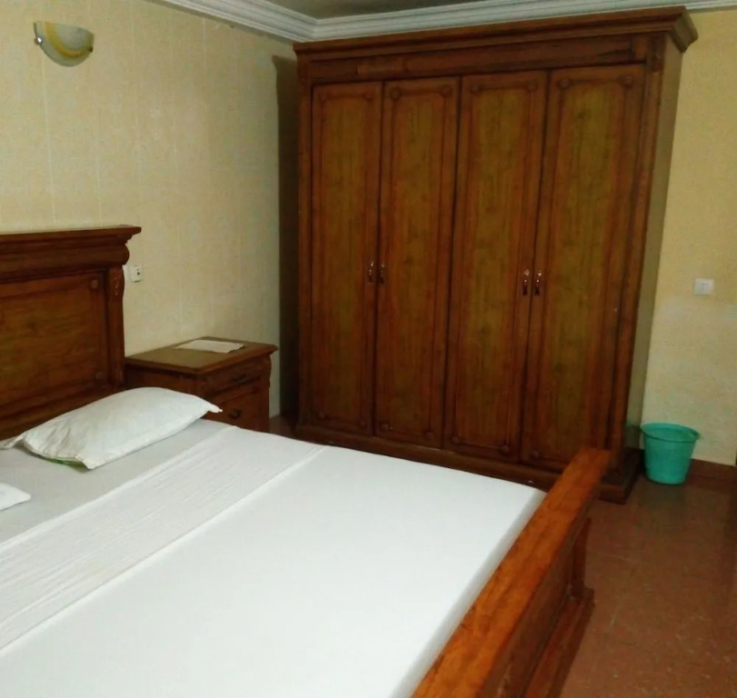 Chic Hotel