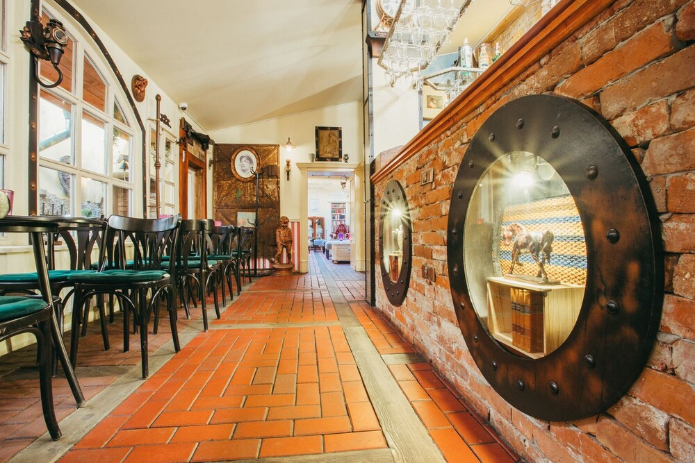 Divná pani Luxury Gallery Rooms