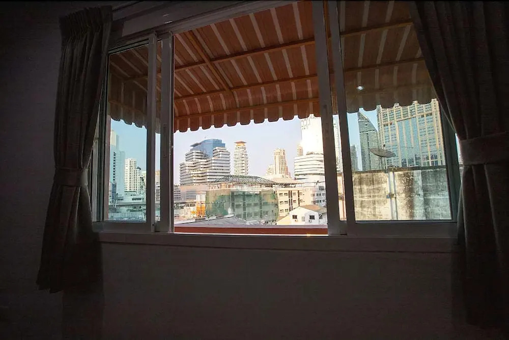 Ink 18/2 Hostel (Sukhumvit  22)