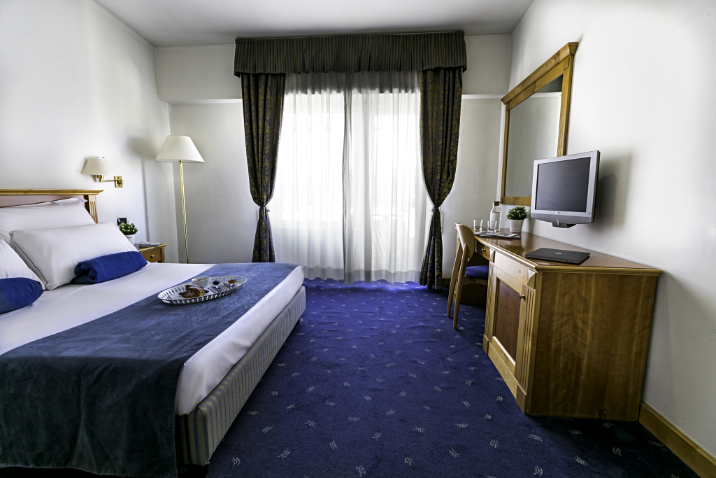 Hotel Diplomatic