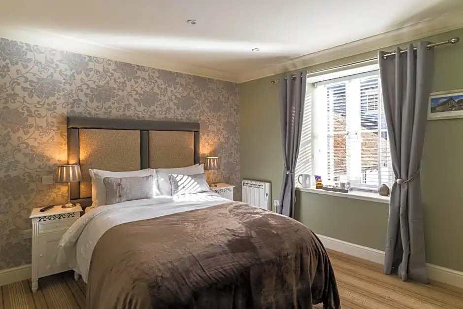 Greyhound Inn Wilton