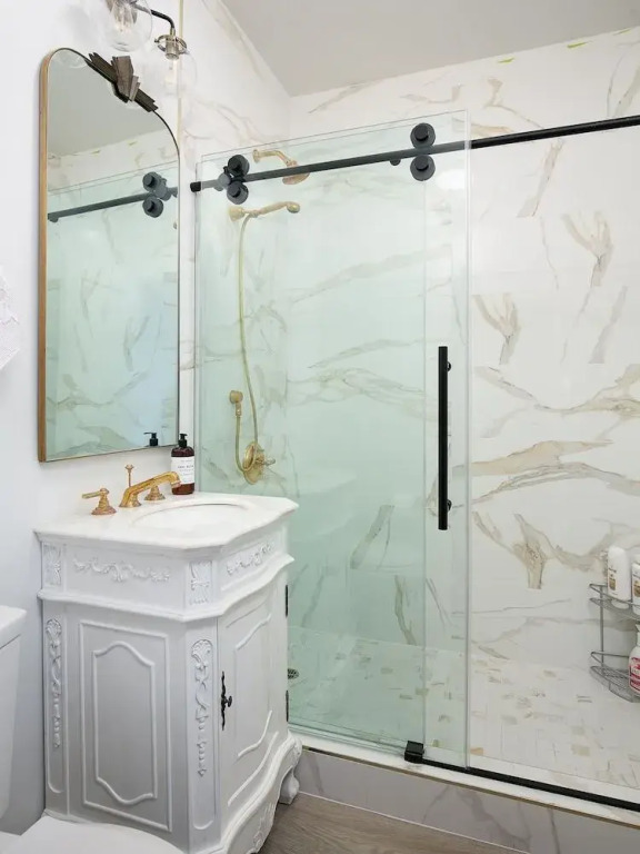 CDC Cleaning Standard! Studio Near Hollywood