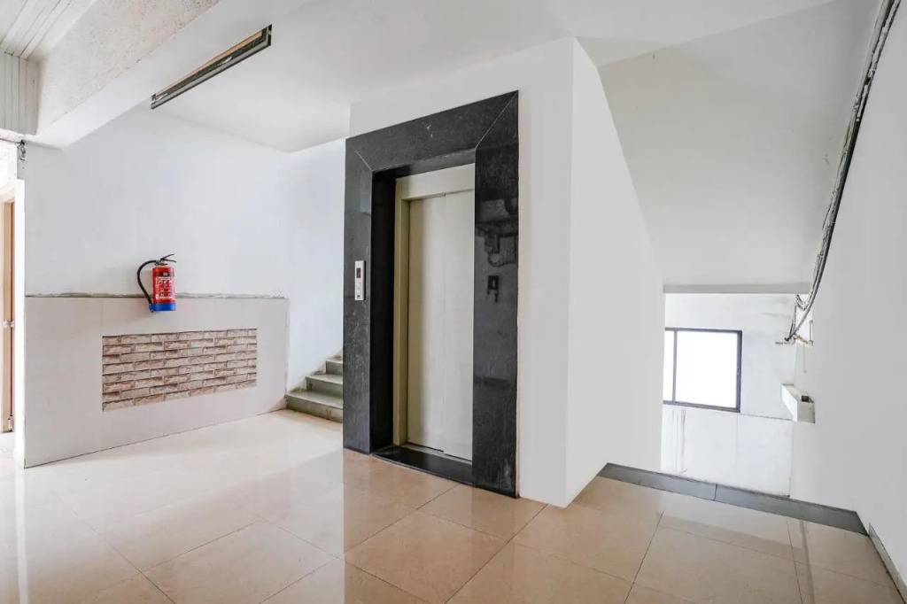 Fabhotel Bhakti Sankul