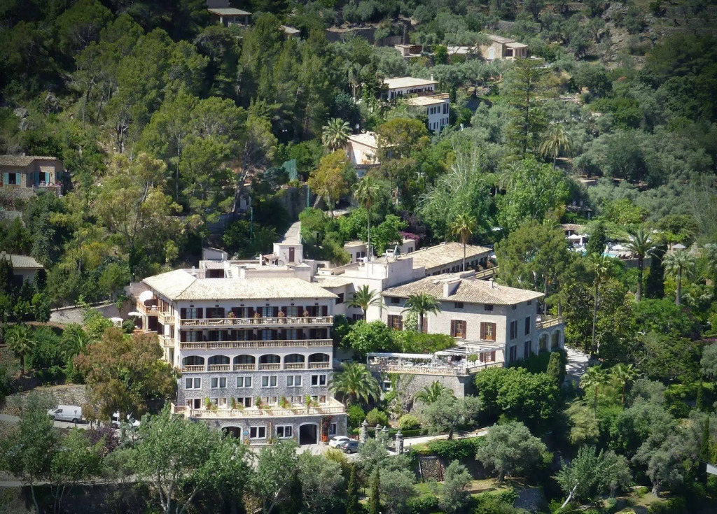 Es Moli Hotel