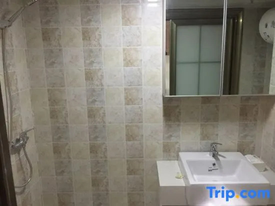 Hefei Youjia Duplex Apartment