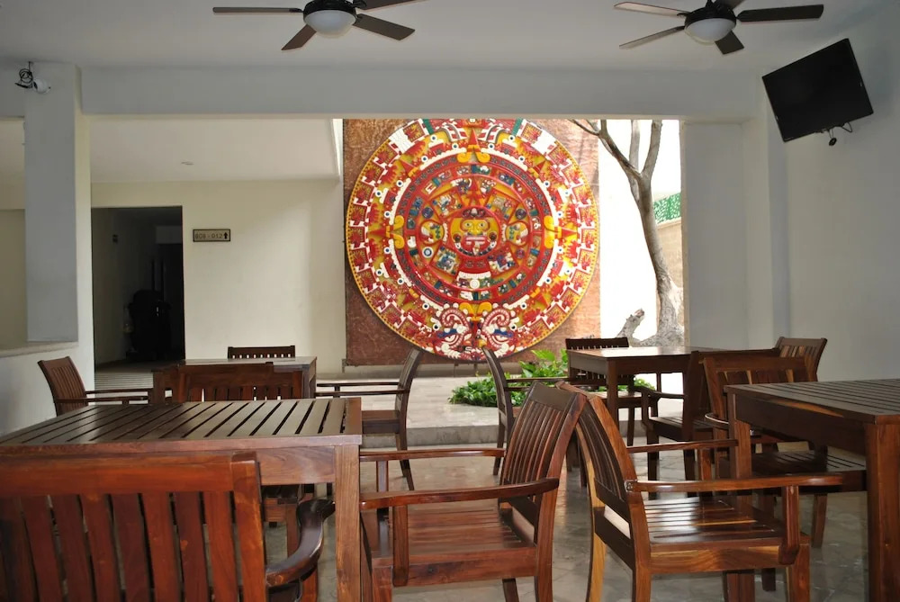 Angelos Hotel