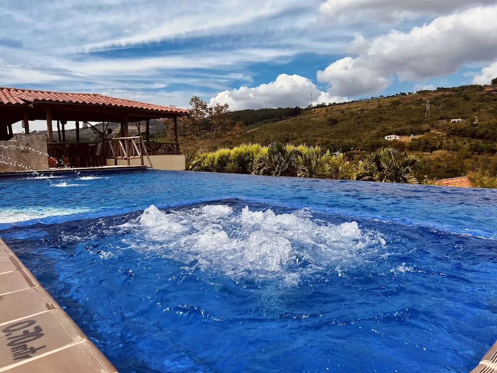 Hotel Campestre Palmas del Zamorano