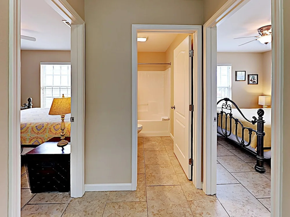 The Mermaid - 3 Br Home