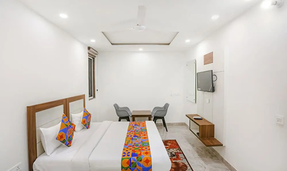 FabHotel Aerosky