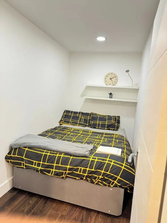 Cosy Entire House Open Kitchen 2 Bedroom for 5