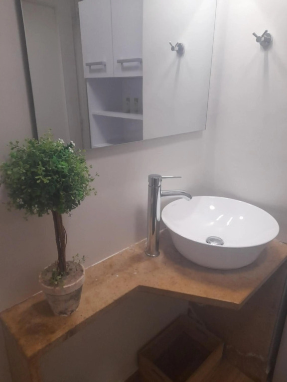 Studio Posh with garden in Kolonaki