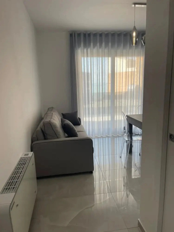 Gheloi Apartments