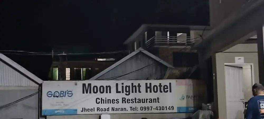 MOON Light Hotel