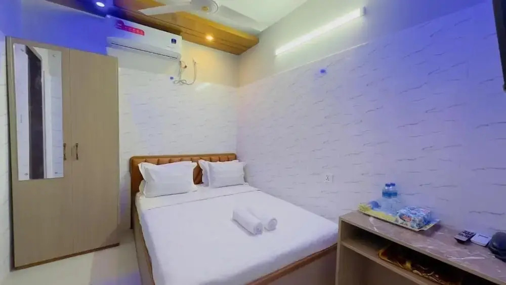 Hotel Sunrise International