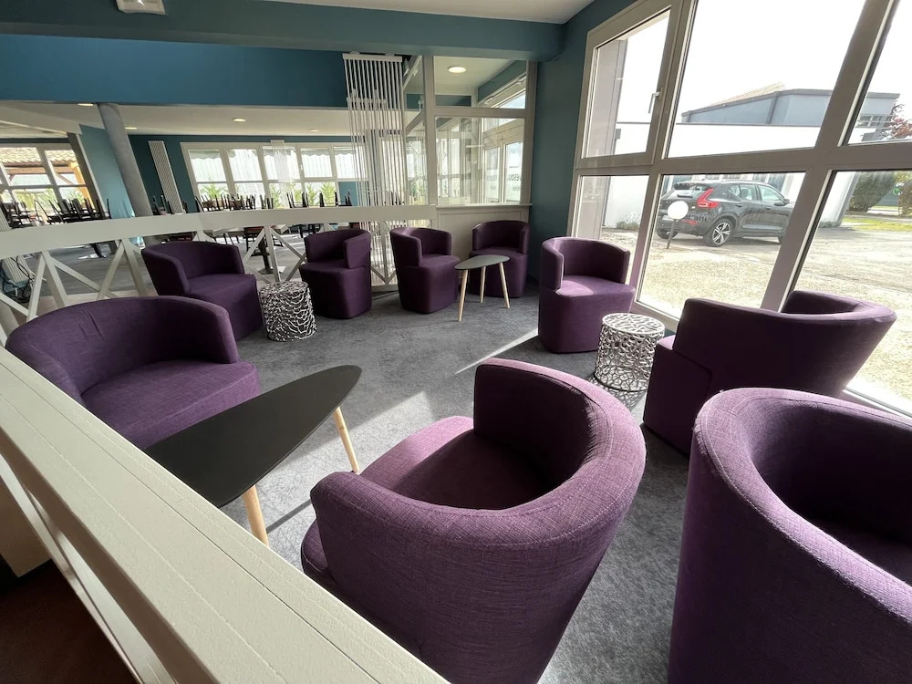 BRIT HOTEL LE VESOUL