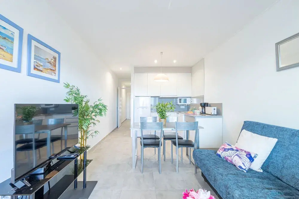 Beachfront Apartment With Sea Views