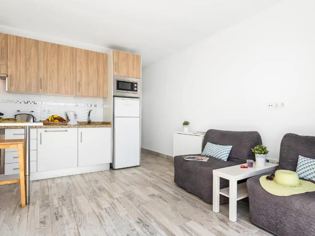 536B Cozy 1 bedroom, pool, terrace, sun lounger