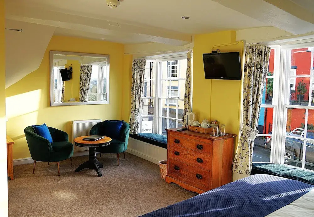 Radcliffe Guest House