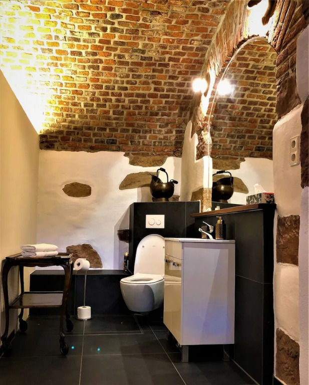 Historical Luxury Homes - Stadtvilla mit Jacuzzi und Garten