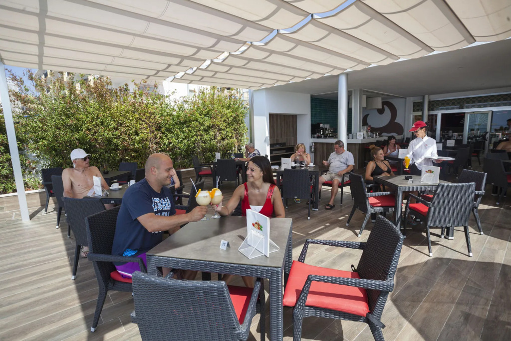 Hotel Riu Monica