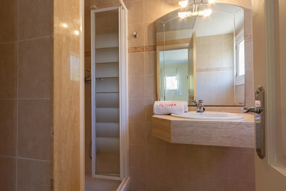 House With 4 Bedrooms in Pollensa, With Wonderful Mountain View, Priva