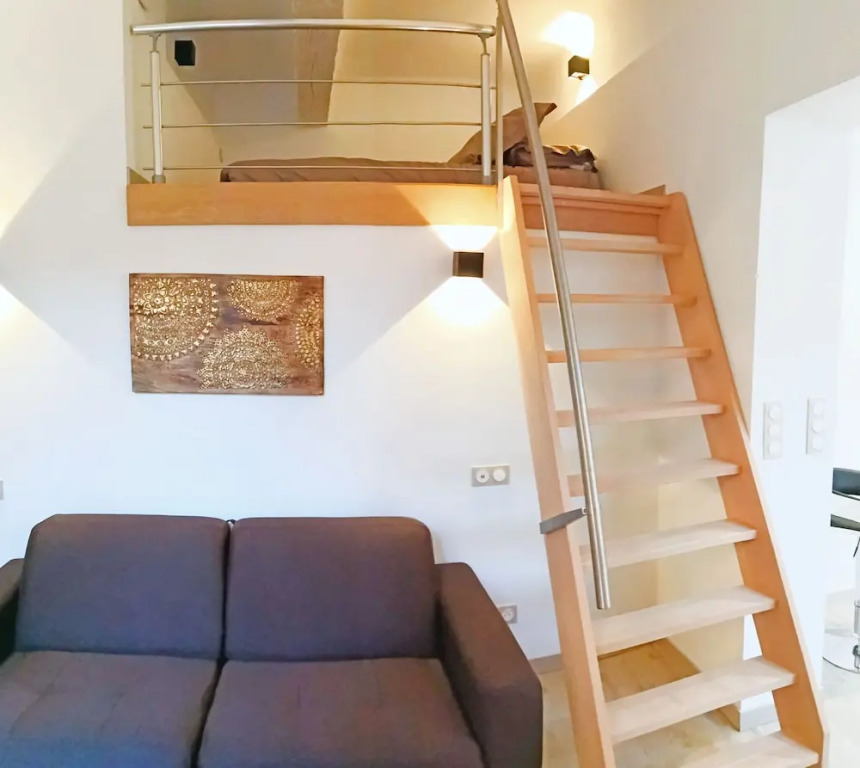 Beautifully Refurnished with AC