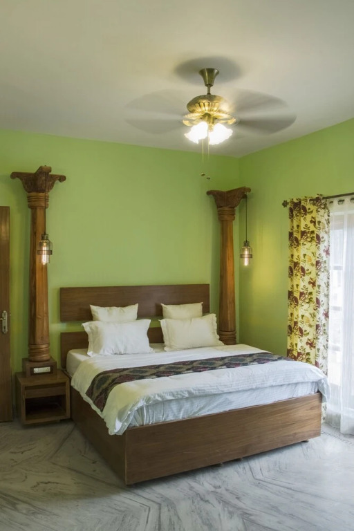 Roost Aaryan Manor