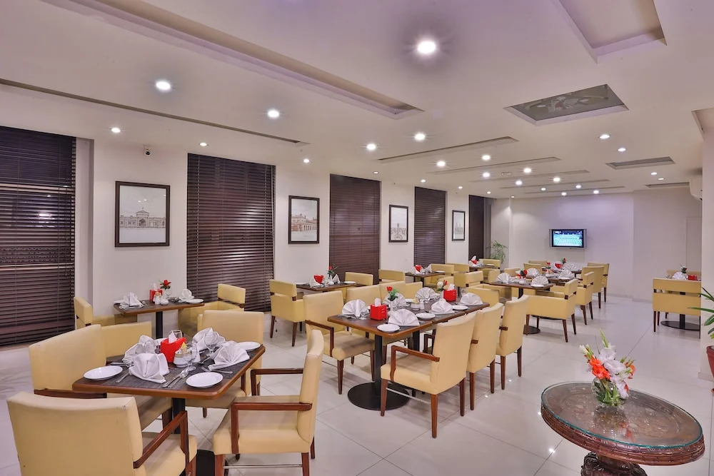 Avari Xpress Faisalabad