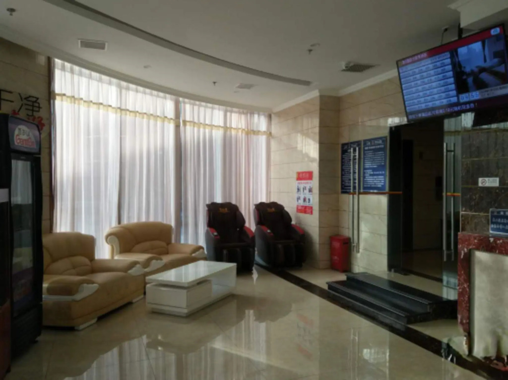 Super 8 Hotel Shungqiao store