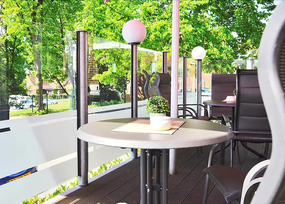Hotel Oelen & Holgers Brasserie und Lounge