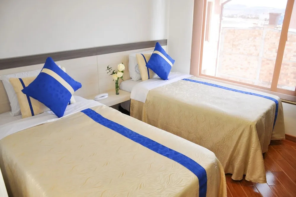 Suites Royal Alojamiento