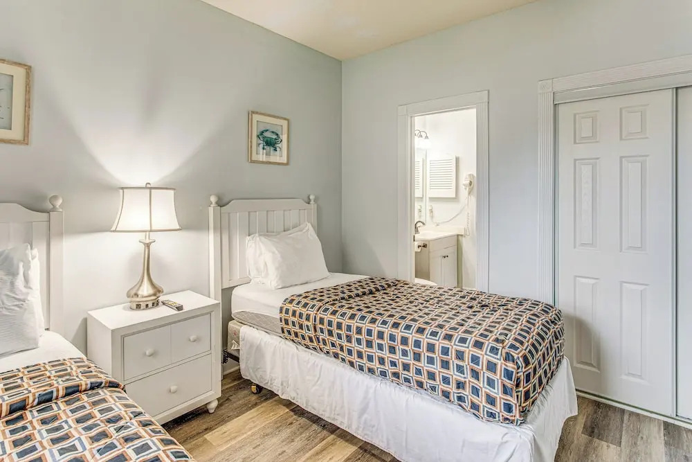 Dog-friendly Condo w/ Pool & Golf in Myrtle Beach!
