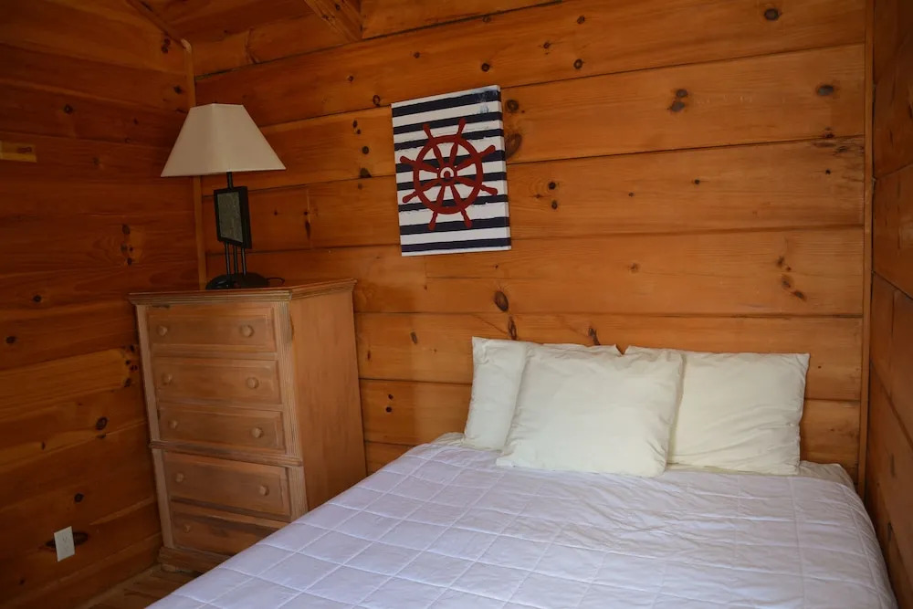 Camp Mack Lodge, Marina & RV Resort
