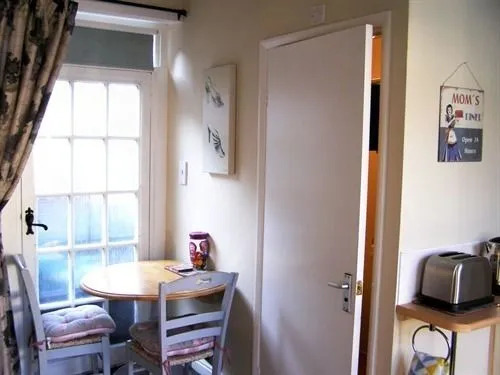 The Olde Sweet Shoppe Guesthouse