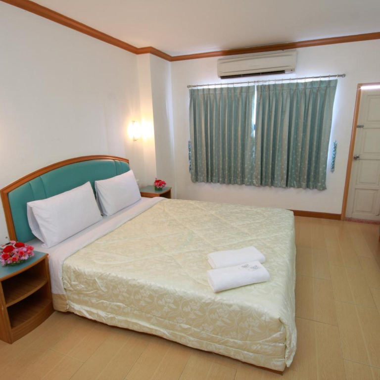 P.A. Place Hotel