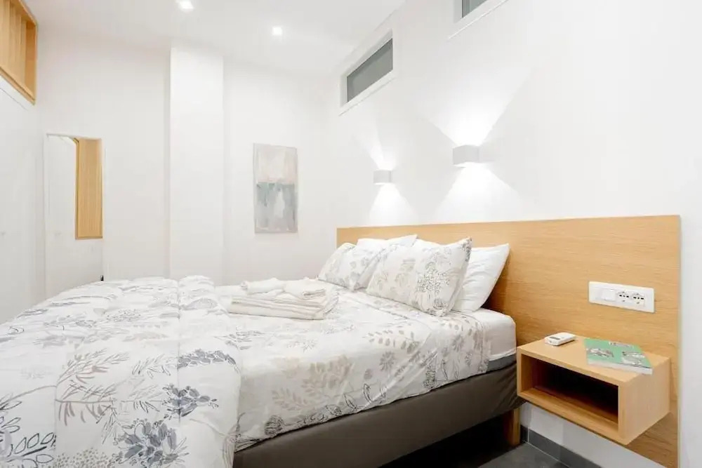 Eos - Elegant Apartments & Suites