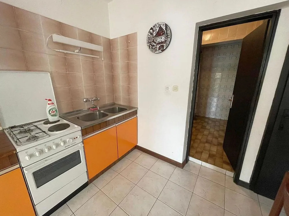 Green Apartment for 3