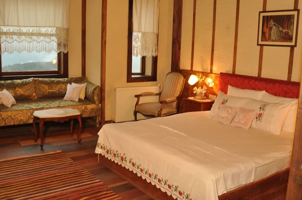 Zifin Hotel