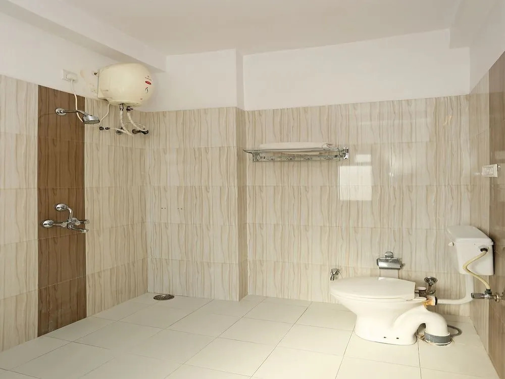 OYO 3540 Hotel Forever Rooms