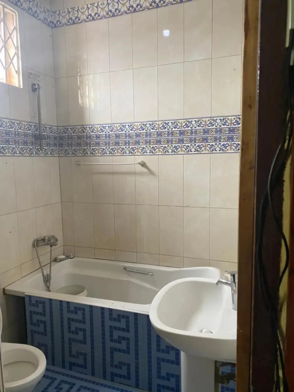 King Makeri Guest House