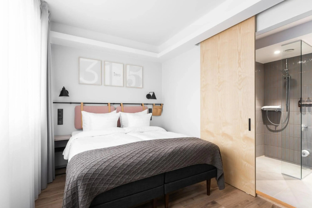 Oru Hub Hotel Tallinn - Handwritten Collection