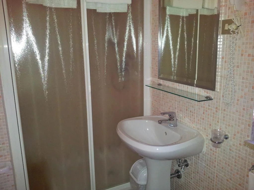 Hotel Piscina La Suite