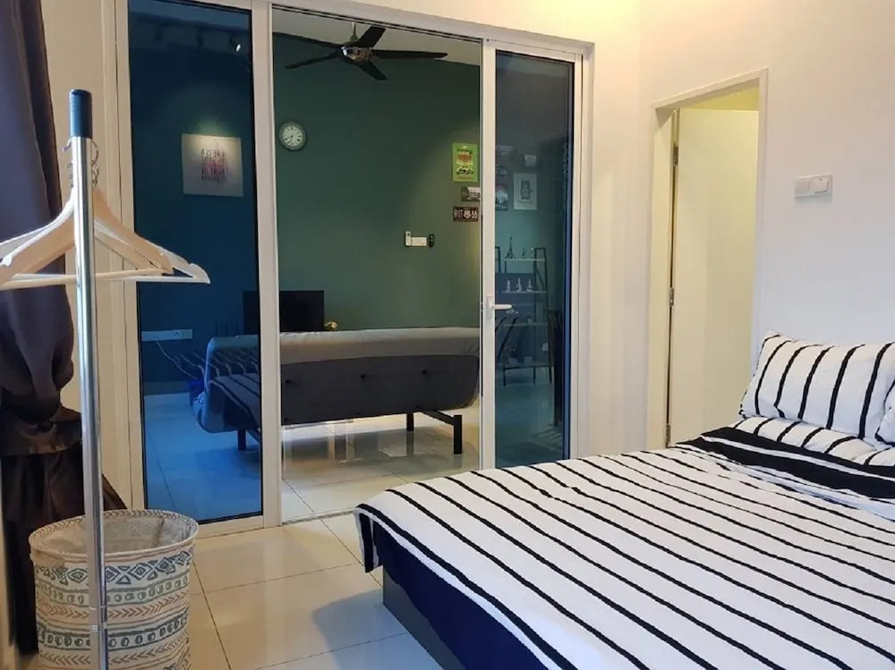 Puchong 1-5pax IOI Cozy Apartment Skypod