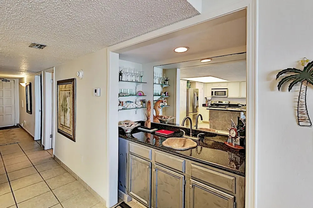 New Listing! Gulf-front Gem, Sauna, Pools & Tennis 3 Bedroom Condo