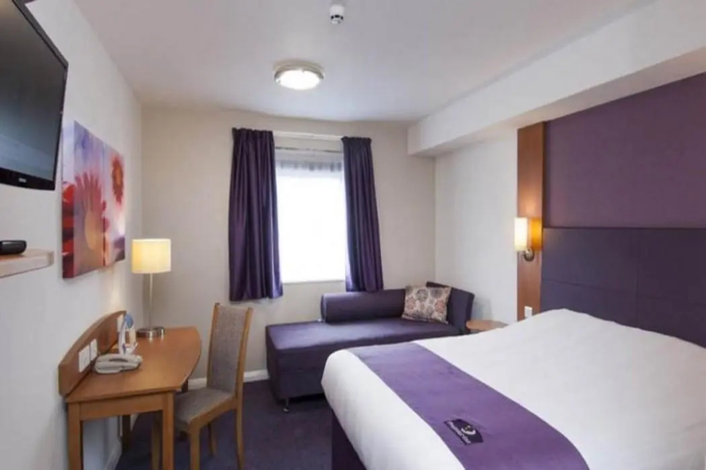 Premier Inn Portsmouth - Horndean