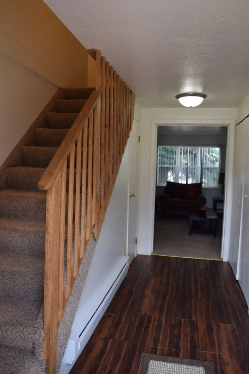 Mactavish Court Townhomes