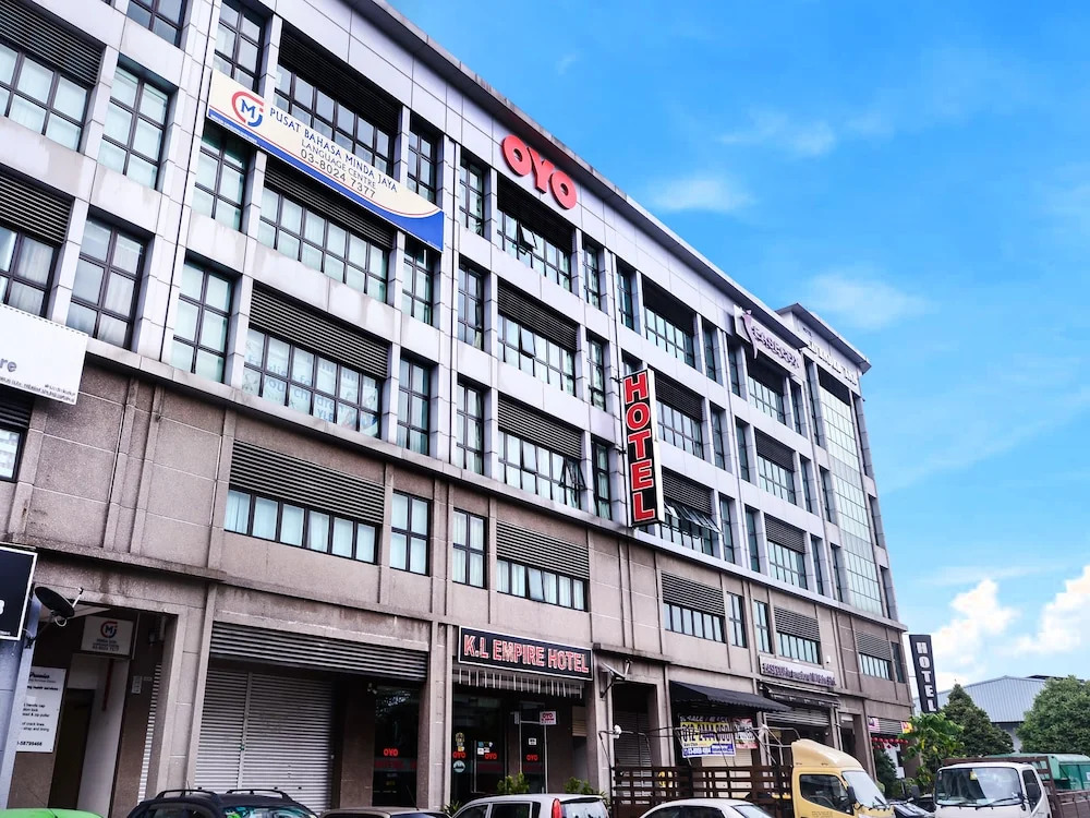 OYO 444 KL Empire Hotel