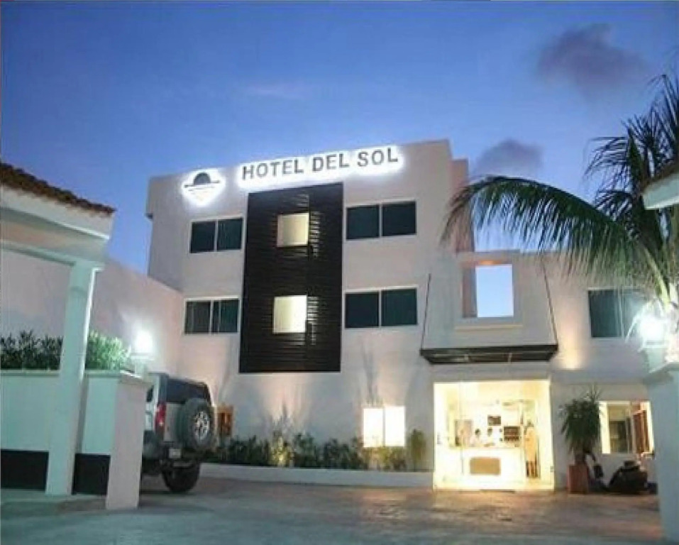 Hotel Del Sol